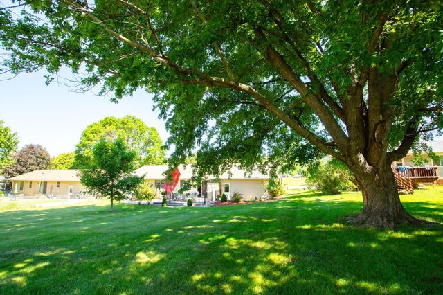 1126 E Division Street, River Falls, WI 54022