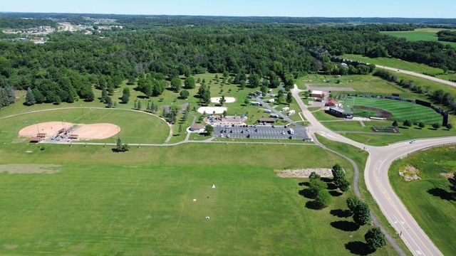 1126 E Division Street, River Falls, WI 54022