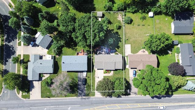 1126 E Division Street, River Falls, WI 54022