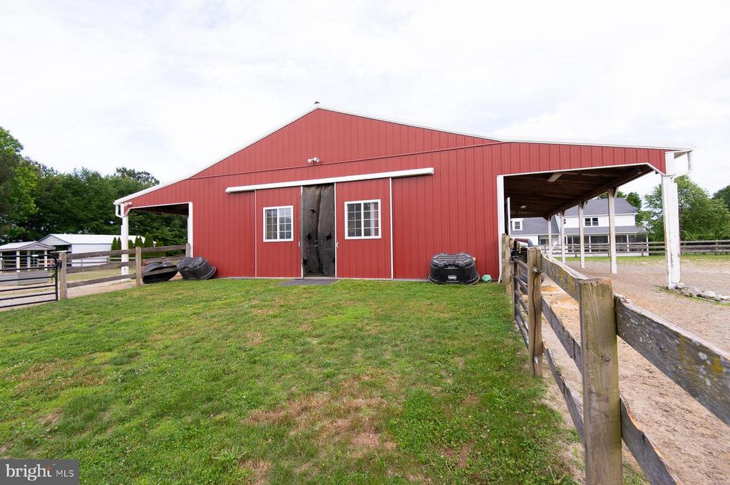 Image 97 of property listing at 12136 HOLLY RD, Ridgely, MD 21660