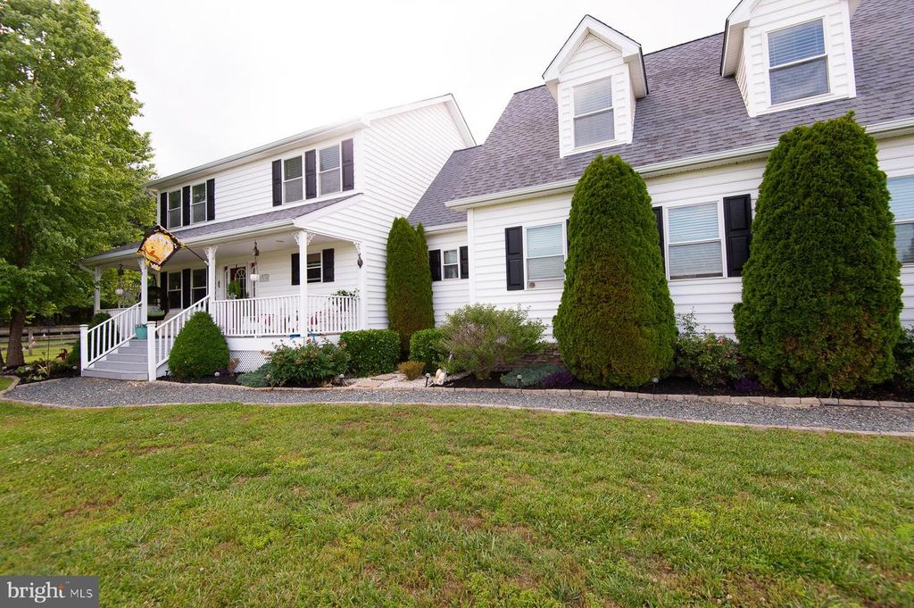 Image 105 of property listing at 12136 HOLLY RD, Ridgely, MD 21660