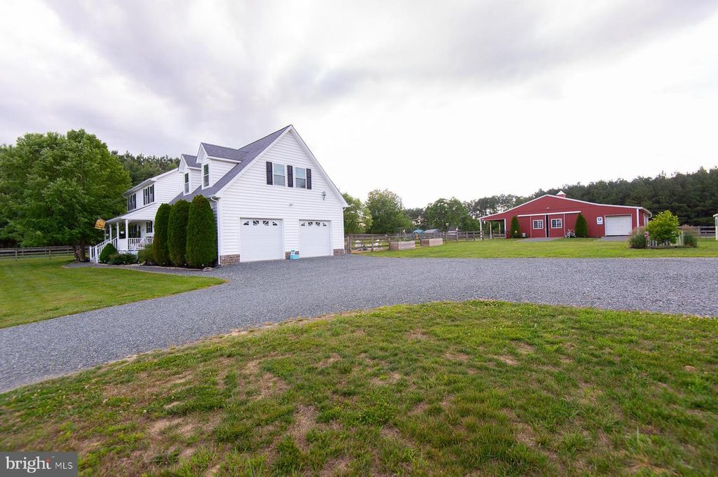 Image 115 of property listing at 12136 HOLLY RD, Ridgely, MD 21660