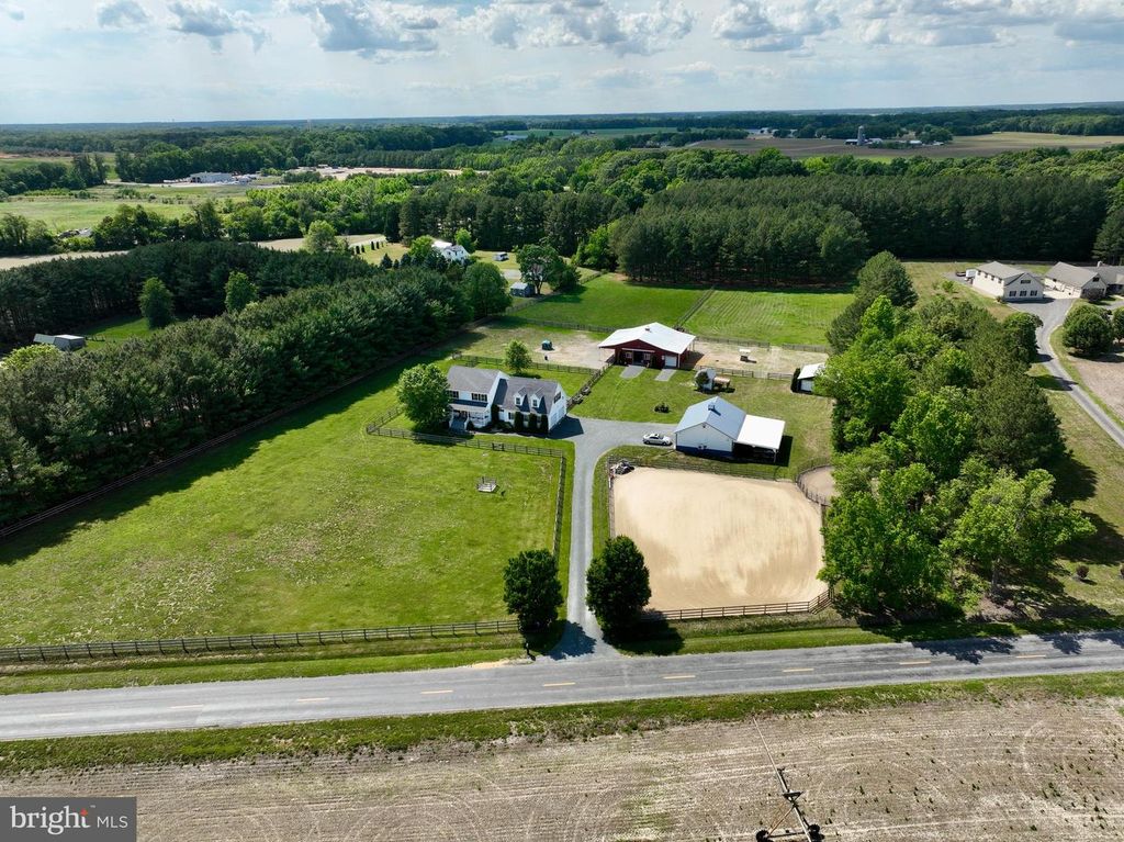 Image 136 of property listing at 12136 HOLLY RD, Ridgely, MD 21660