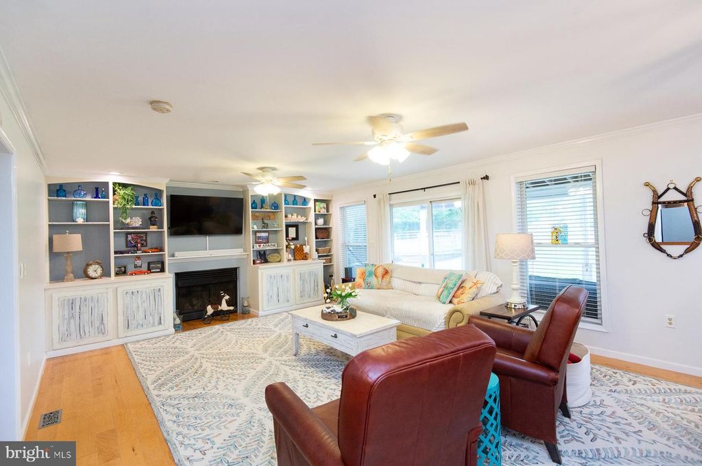 Image 15 of property listing at 12136 HOLLY RD, Ridgely, MD 21660