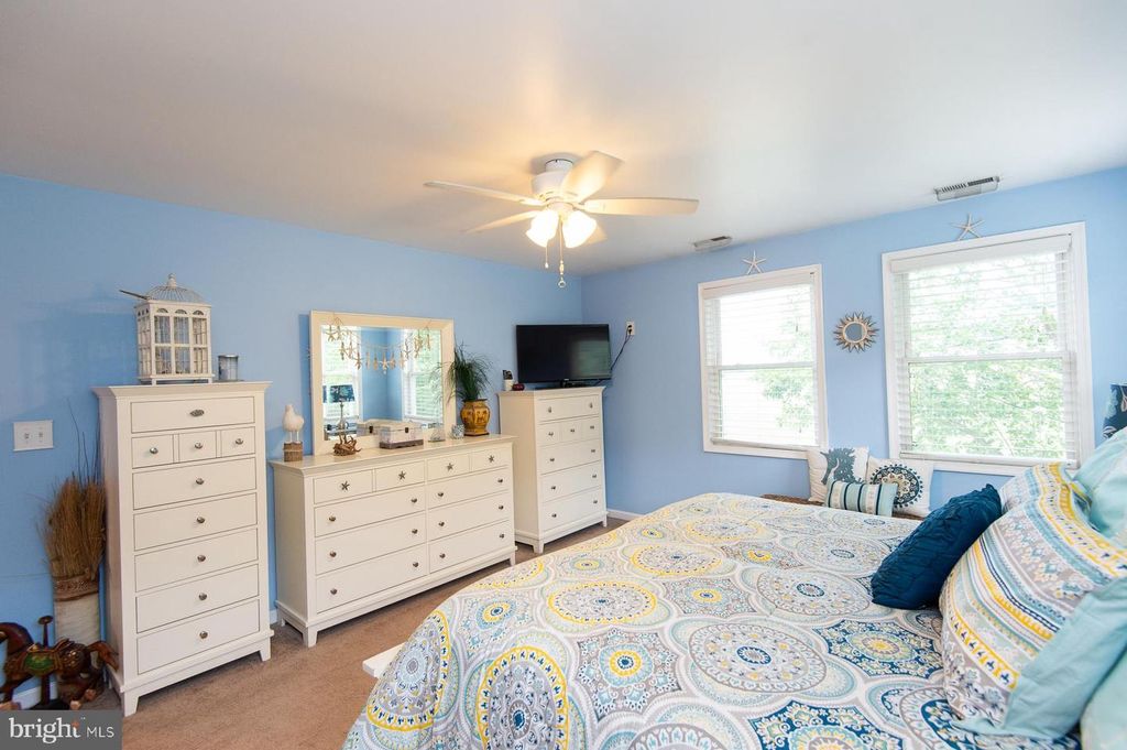 Image 31 of property listing at 12136 HOLLY RD, Ridgely, MD 21660