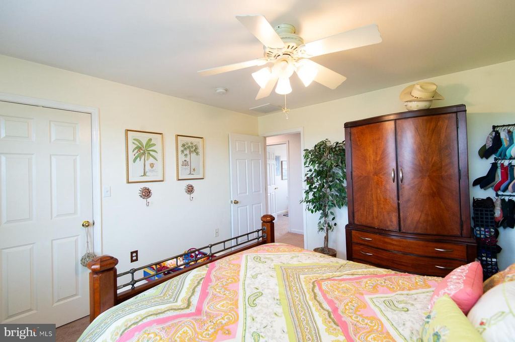 Image 40 of property listing at 12136 HOLLY RD, Ridgely, MD 21660