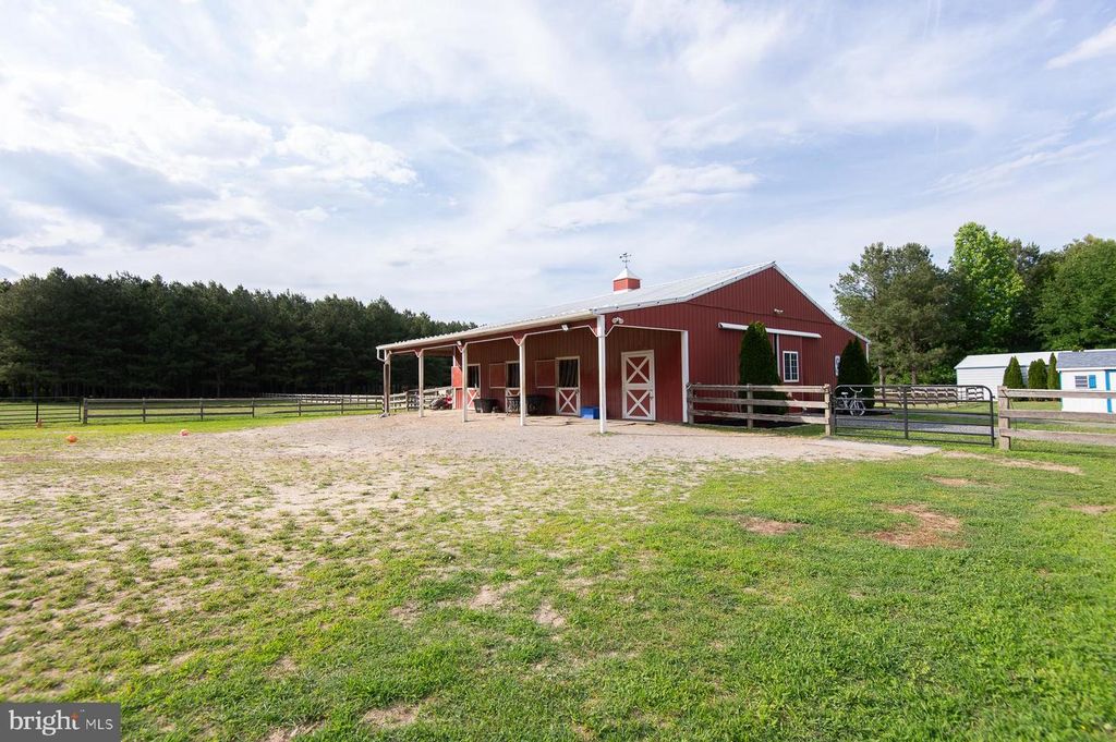 Image 68 of property listing at 12136 HOLLY RD, Ridgely, MD 21660