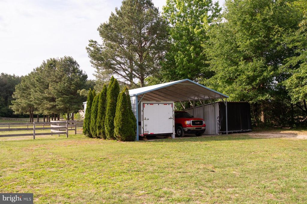 Image 79 of property listing at 12136 HOLLY RD, Ridgely, MD 21660