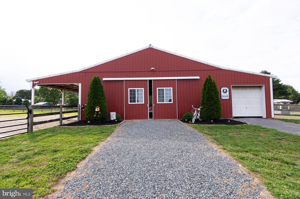 Image 84 of property listing at 12136 HOLLY RD, Ridgely, MD 21660