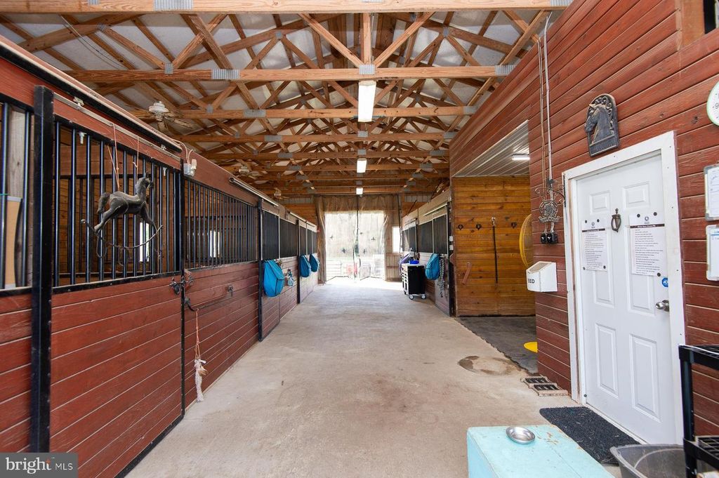 Image 87 of property listing at 12136 HOLLY RD, Ridgely, MD 21660