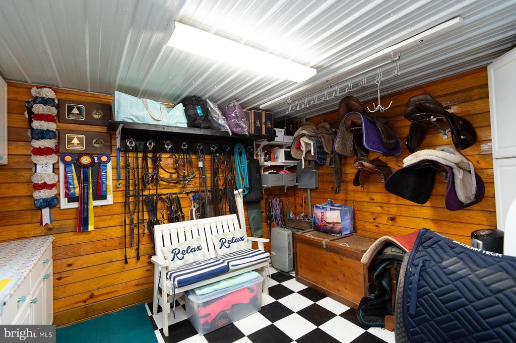 Image 92 of property listing at 12136 HOLLY RD, Ridgely, MD 21660