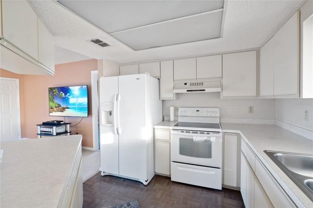 17574 SE 106TH AVENUE, Summerfield, FL 34491