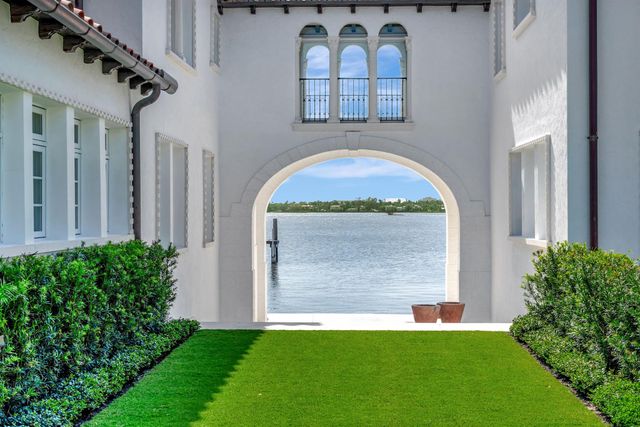 800 S County Road, Palm Beach, FL 33480