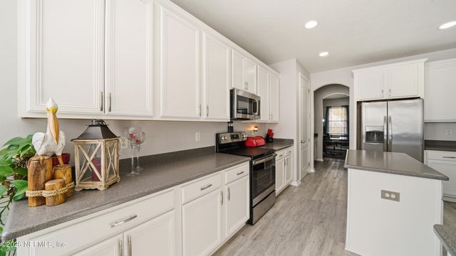 4039 RINGNECK Drive, Jacksonville, FL 32226