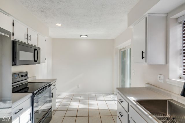 4419 Braemar Drive, Indianapolis, IN 46254