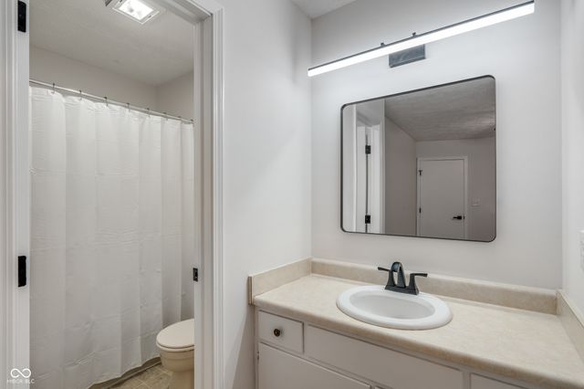 4419 Braemar Drive, Indianapolis, IN 46254