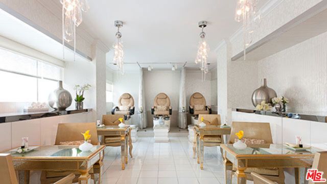 900 W Olympic Boulevard 28D, Los Angeles, CA 90015