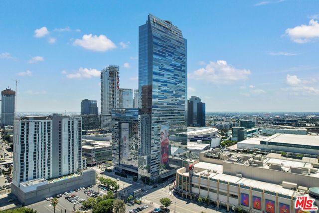 900 W Olympic Boulevard 28D, Los Angeles, CA 90015