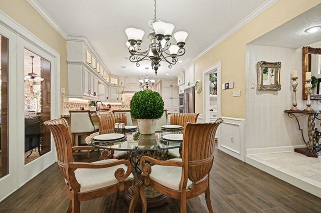 315 Oakview Circle, El Lago, TX 77586