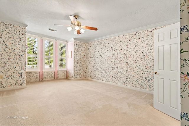315 Oakview Circle, El Lago, TX 77586