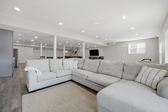 13202 LAKEPOINT Drive, Plainfield, IL 60585