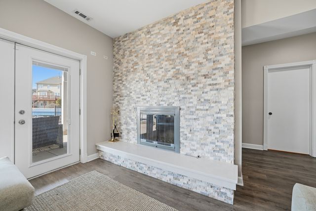 13202 LAKEPOINT Drive, Plainfield, IL 60585