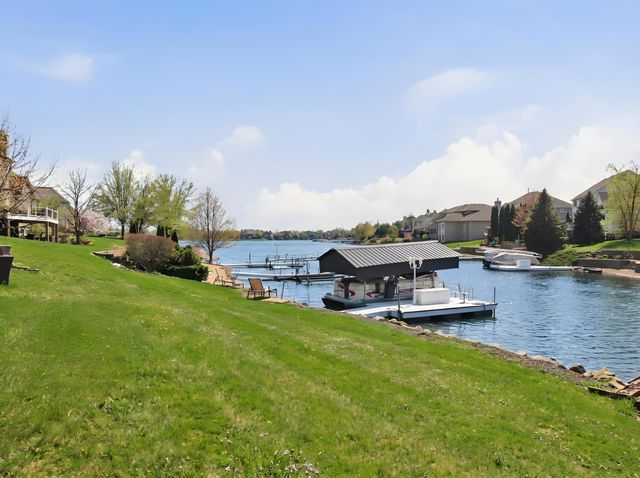 13202 LAKEPOINT Drive, Plainfield, IL 60585