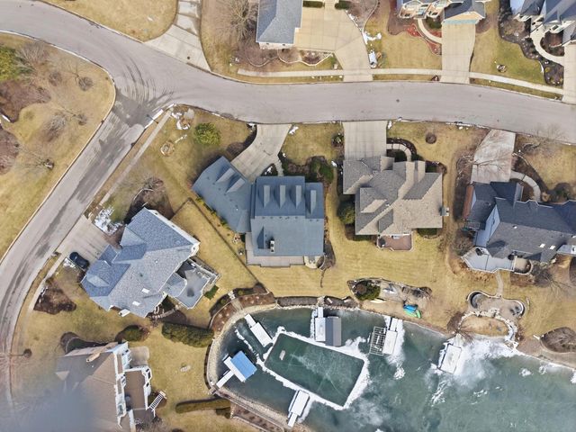 13202 LAKEPOINT Drive, Plainfield, IL 60585