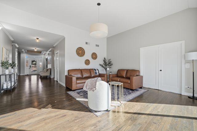 13202 LAKEPOINT Drive, Plainfield, IL 60585