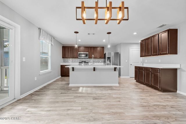 7312 Port Place Street, Southport, FL 32409