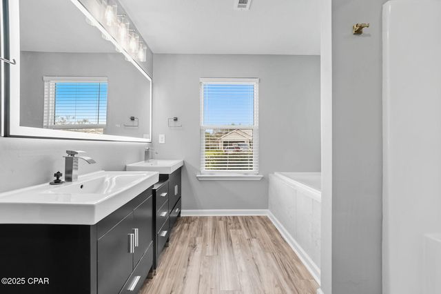 7312 Port Place Street, Southport, FL 32409