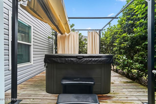 7312 Port Place Street, Southport, FL 32409