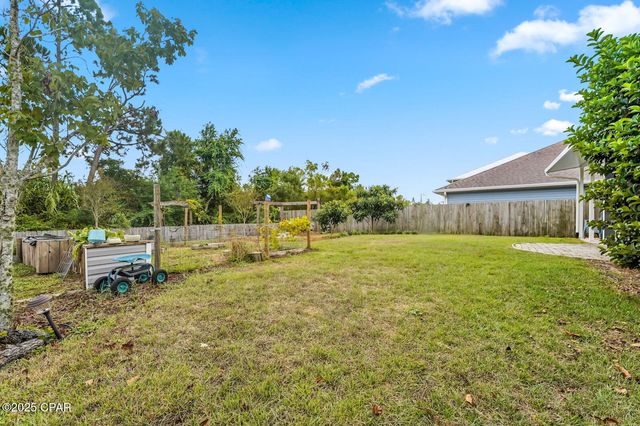 7312 Port Place Street, Southport, FL 32409