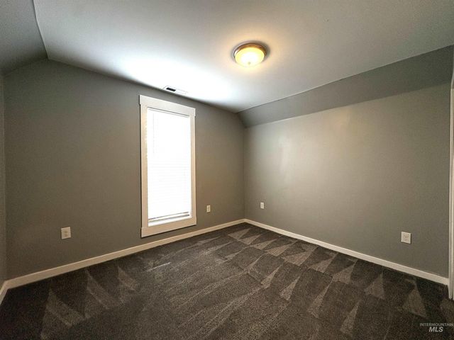 1529 S Vermont, Boise, ID 83706