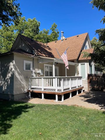 1529 S Vermont, Boise, ID 83706