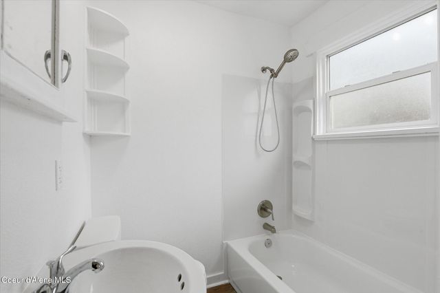 3308 W NORTHWEST BLVD, Spokane, WA 99205