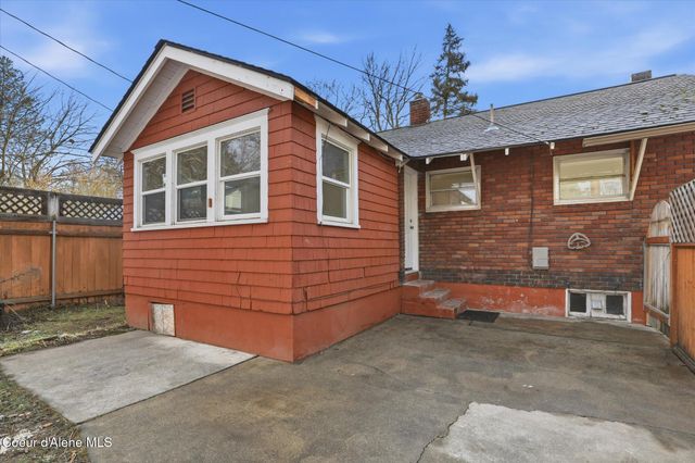 3308 W NORTHWEST BLVD, Spokane, WA 99205