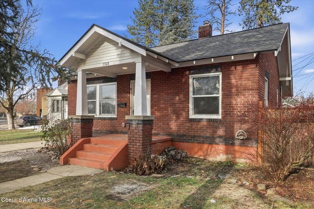 3308 W NORTHWEST BLVD, Spokane, WA 99205