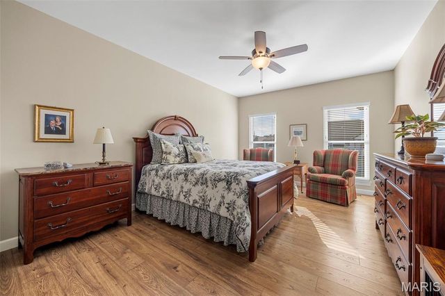 212 Colonial Crossing, Wentzville, MO 63385