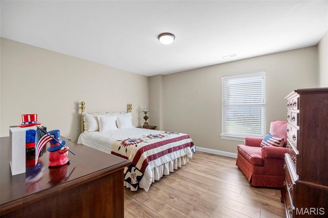 212 Colonial Crossing, Wentzville, MO 63385