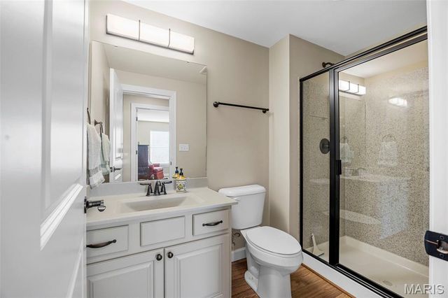 212 Colonial Crossing, Wentzville, MO 63385