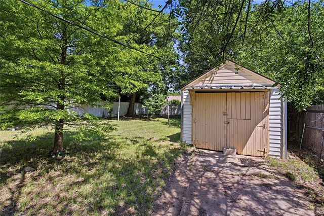 2409 Cashion Place, Oklahoma City, OK 73112