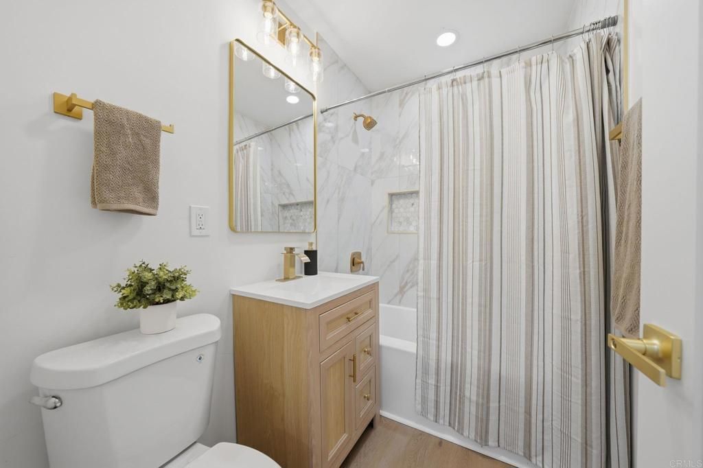 Image 27 of property listing at 8330 Dallas St, La Mesa, CA 91942