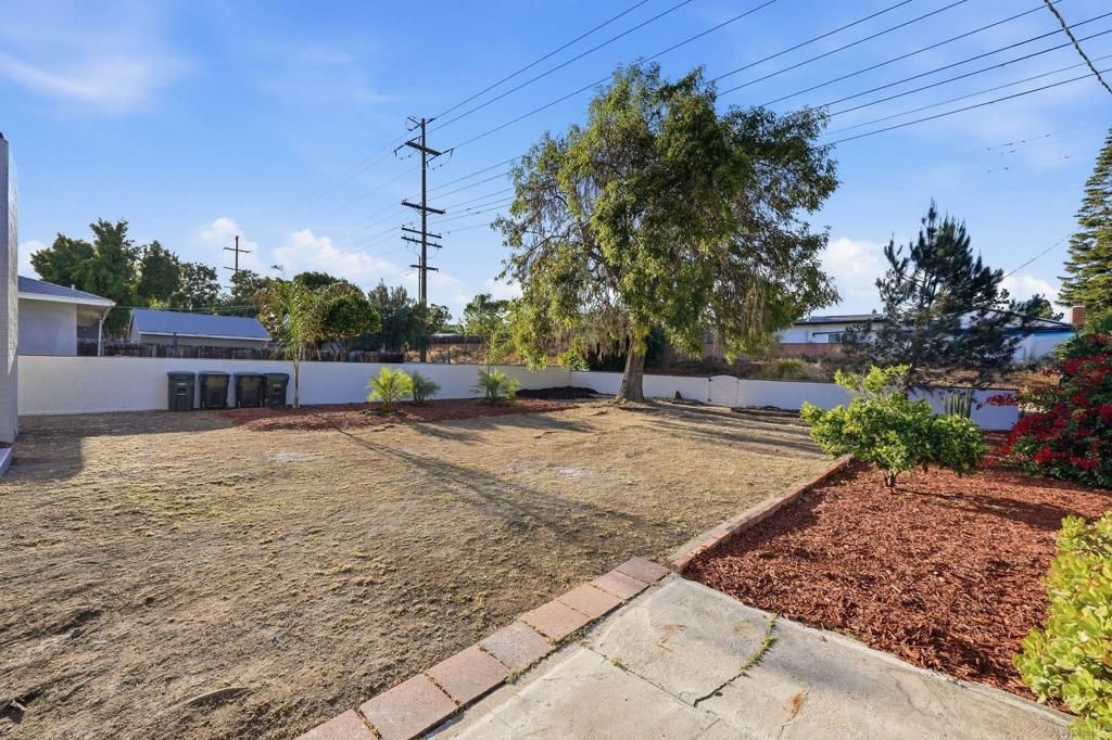 Image 34 of property listing at 8330 Dallas St, La Mesa, CA 91942