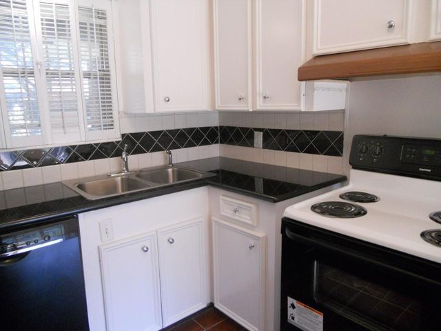 4709 Sanford Road, Houston, TX 77035