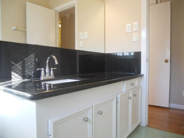 4709 Sanford Road, Houston, TX 77035