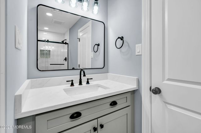 17 Meadowbrook Road, Brick, NJ 08723