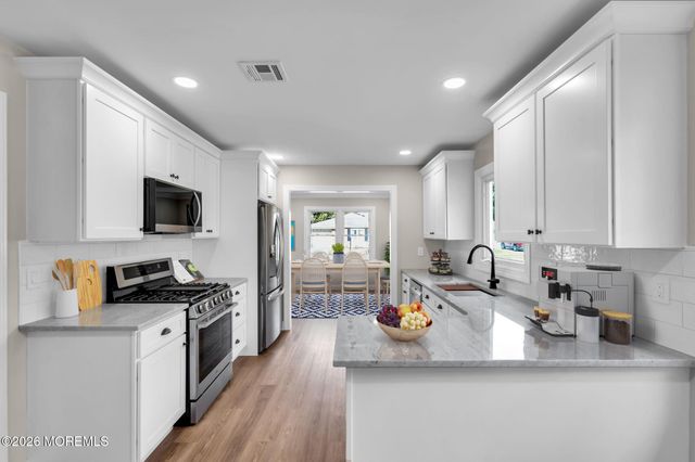 17 Meadowbrook Road, Brick, NJ 08723