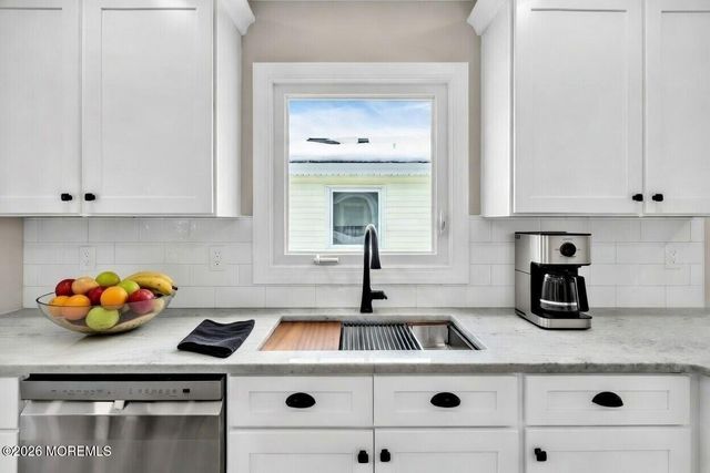 17 Meadowbrook Road, Brick, NJ 08723