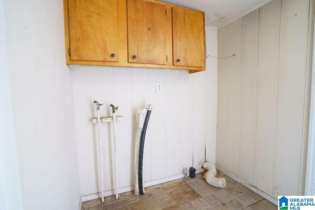 6047 POCAHONTAS ROAD, Bessemer, AL 35022